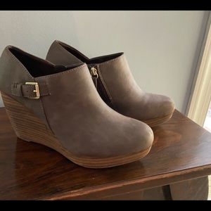 Dr. Scholl’s Wedge Booties. Size 8.5